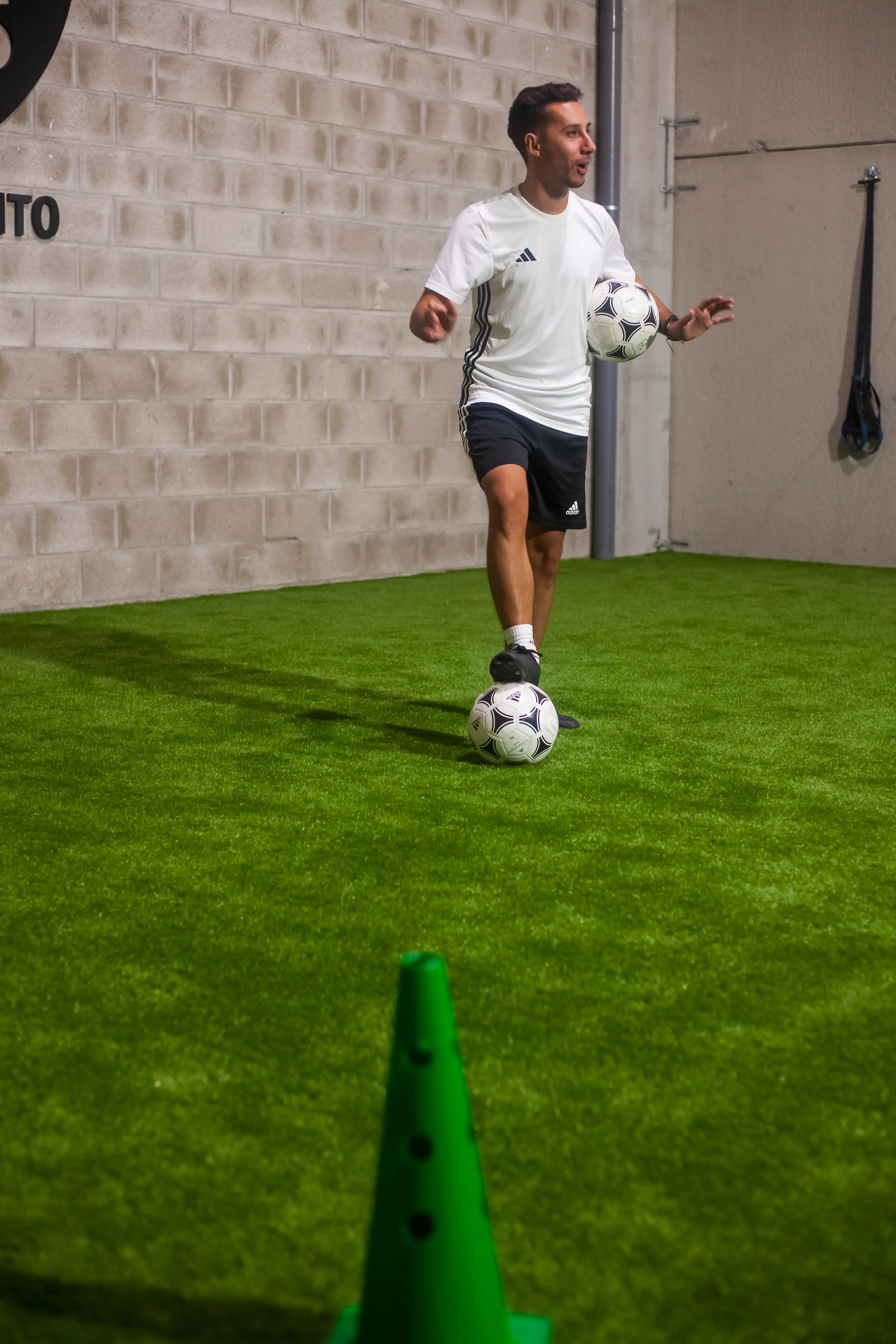 Entrenamiento de sentadillas con barra en CAR RIVAS